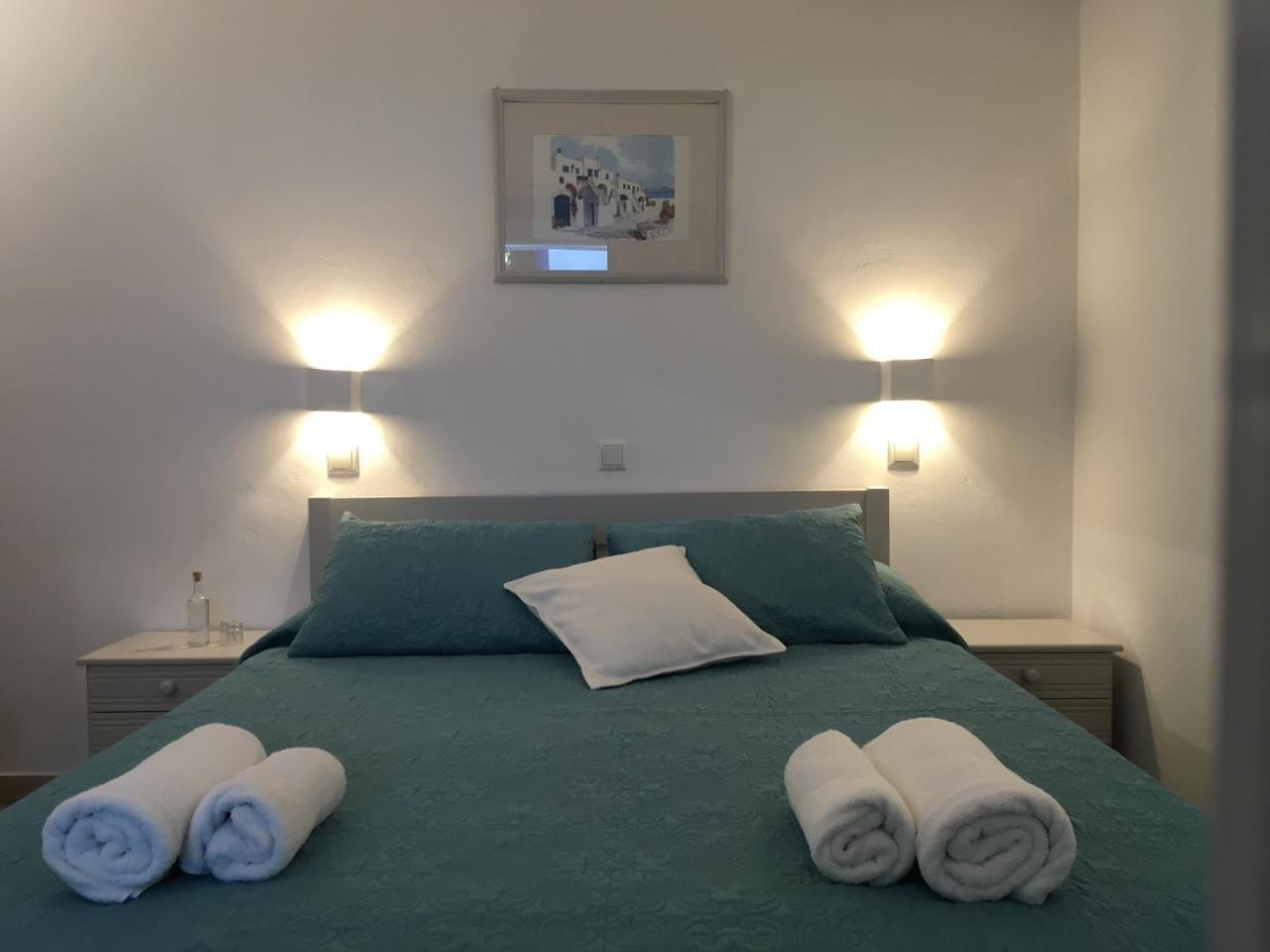 Stefano Apartments Науса Екстериор снимка