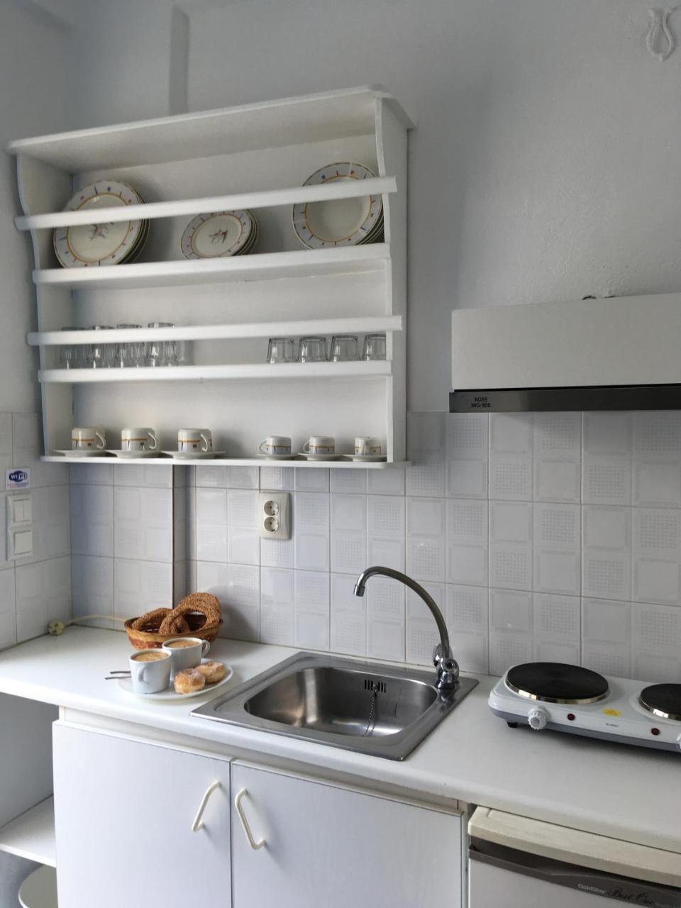 Stefano Apartments Науса Екстериор снимка