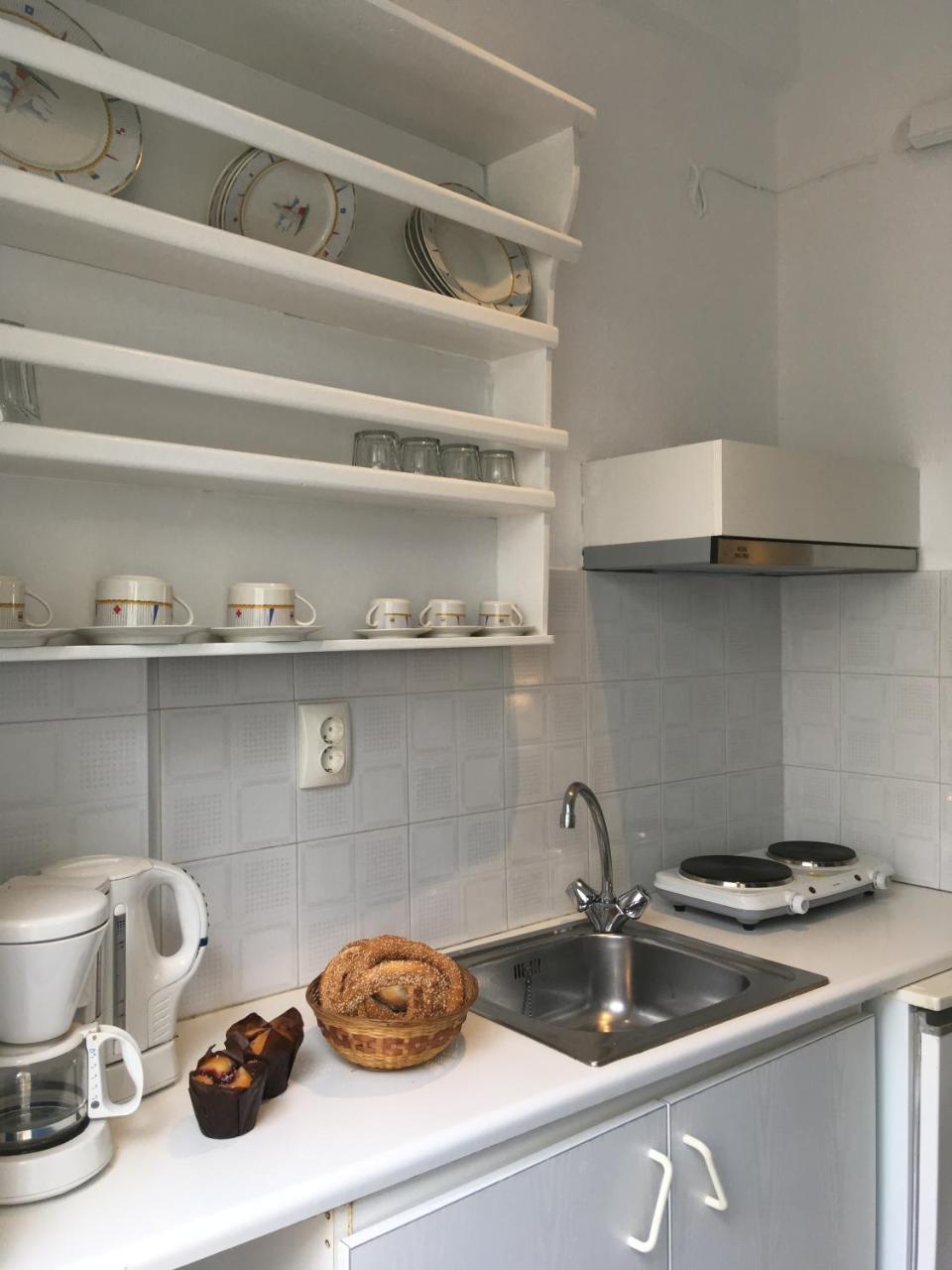Stefano Apartments Науса Екстериор снимка